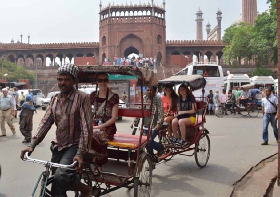 From Delhi: Old & New Delhi Private Sightseeing Tour - Common questions