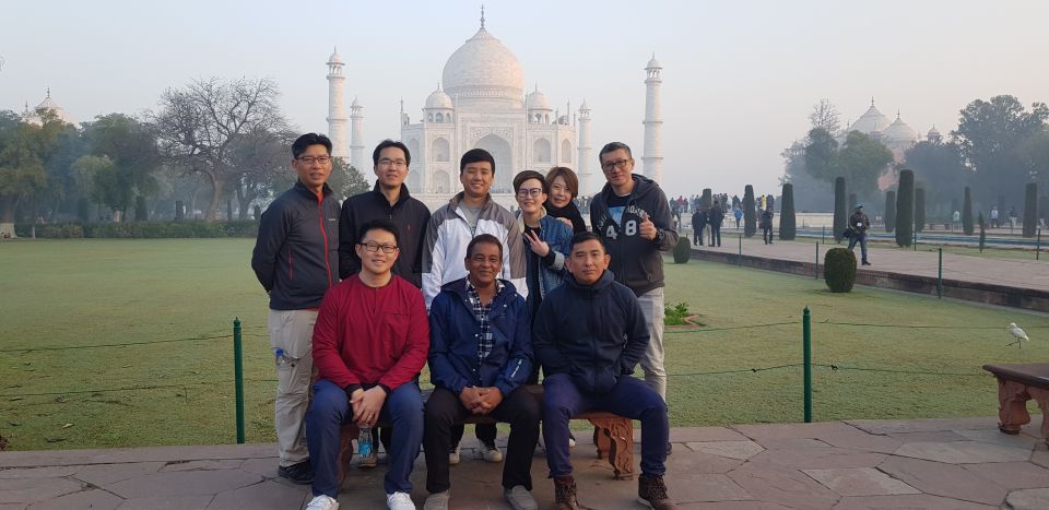 From Delhi: Taj Mahal & Agra Fort Day Trip by Express Train - Accessibility and Group Size