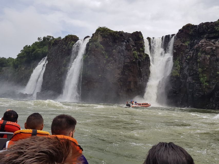 From Foz Do Iguaçu: Iguazú Falls Boat Ride Argentina - Common questions