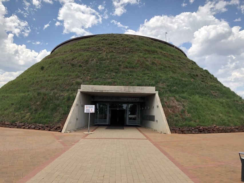 From Johannesburg: Cradle of Humankind and Lion Safari - Common questions