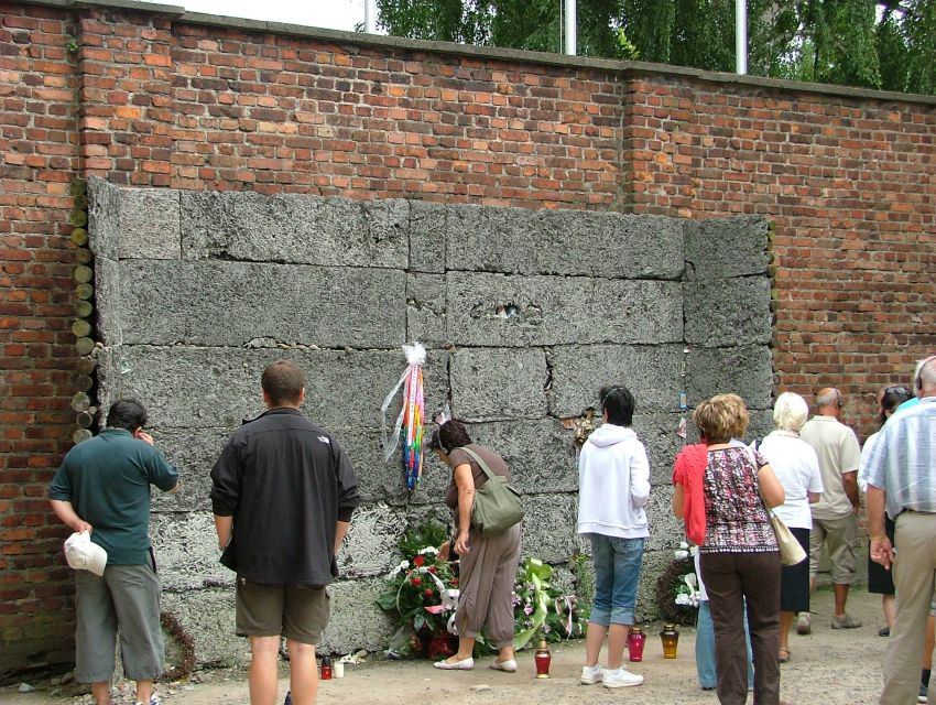 From Warsaw: Full Day Guided Trip to Auschwitz-Birkenau - Lunch and Local Cuisine