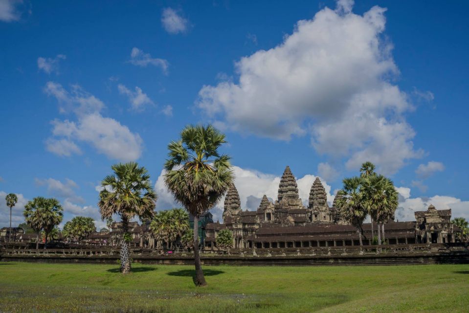 Full-Day Angkor Wat With Sunrise & All Interesting Temples - Private Tour With Tuk-Tuk Option
