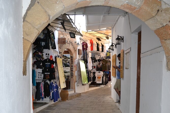 Full-Day Tour to Lindos Village Rhodos - Common questions