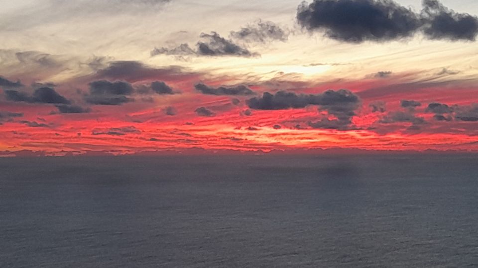 Funchal: Pico Do Arieiro Sunset Tour With Sushi and Drinks - Alcoholic and Non-Alcoholic Drinks