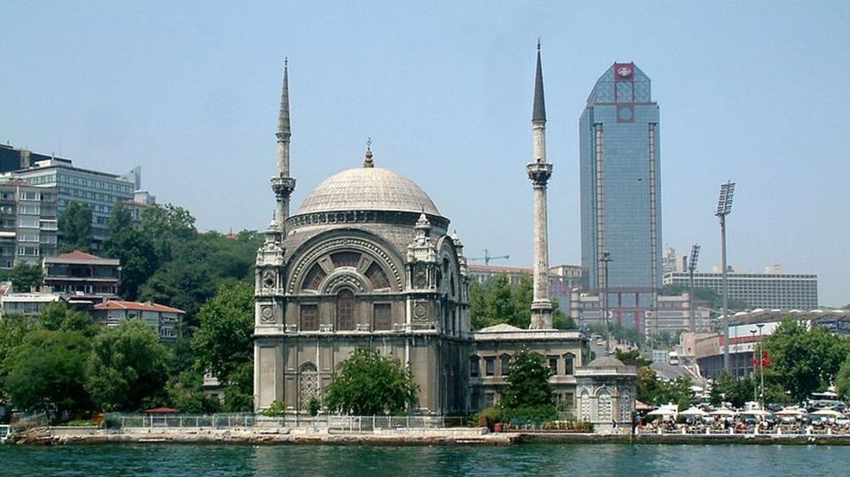 Istanbul: Dolmabahce Palace Tour and Bosphorus Yacht Cruise - Last Words