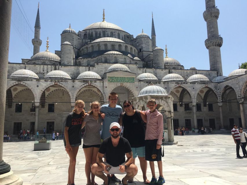 Istanbul: Hagia Sophia, Blue Mosque, and Grand Bazaar Tour - Common questions