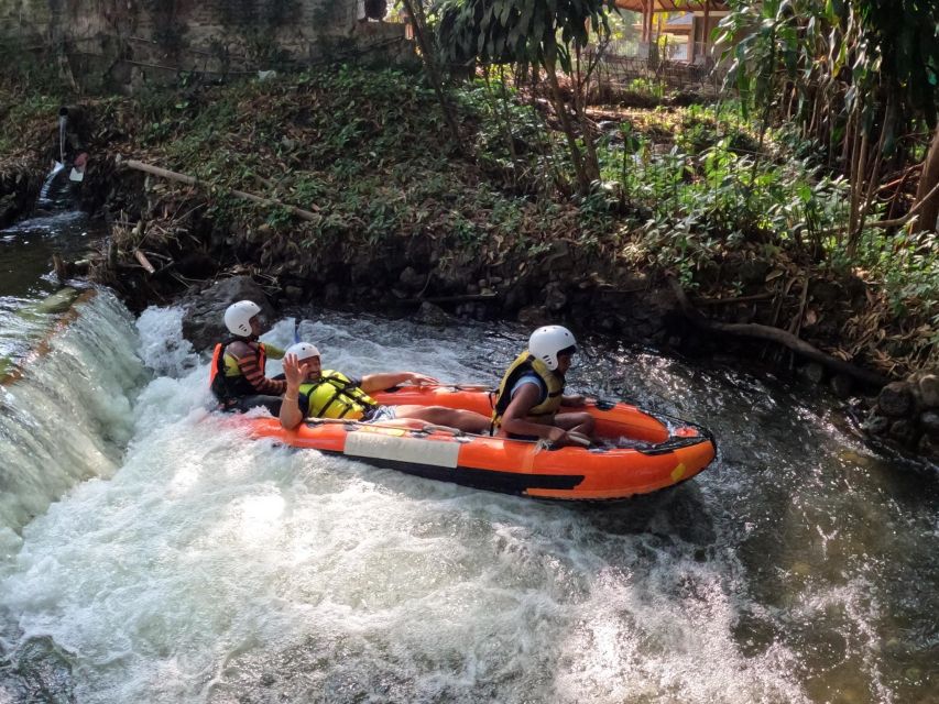 Jakarta : Active Volcano, Domas Crater, and Fun Rafting Tour - Common questions