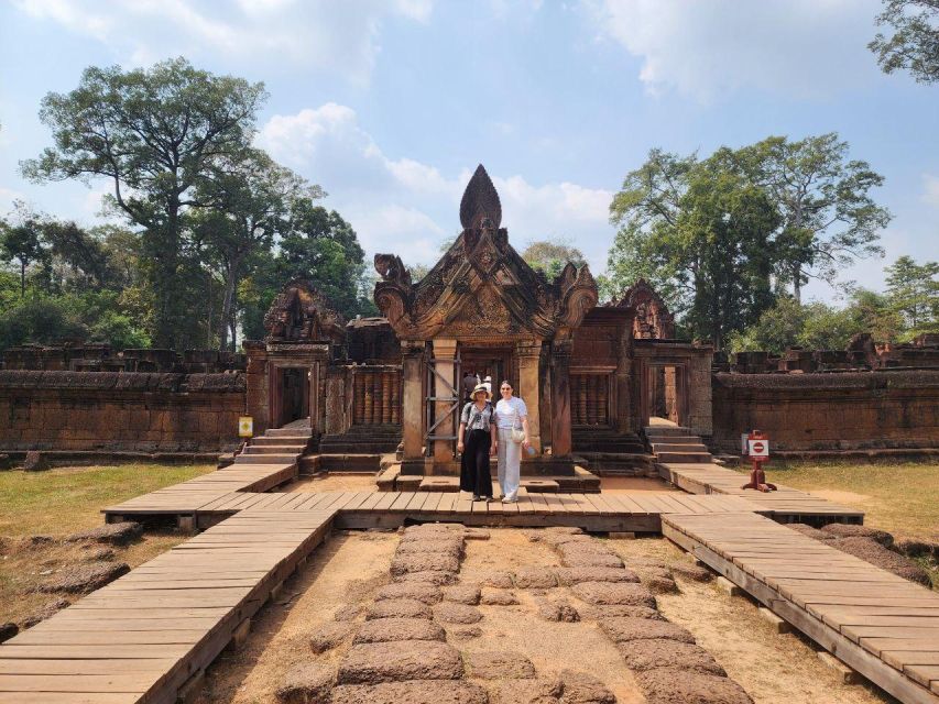 Kulen Mountain & Banteay Srei & Boeng Mealea Temples - Common questions