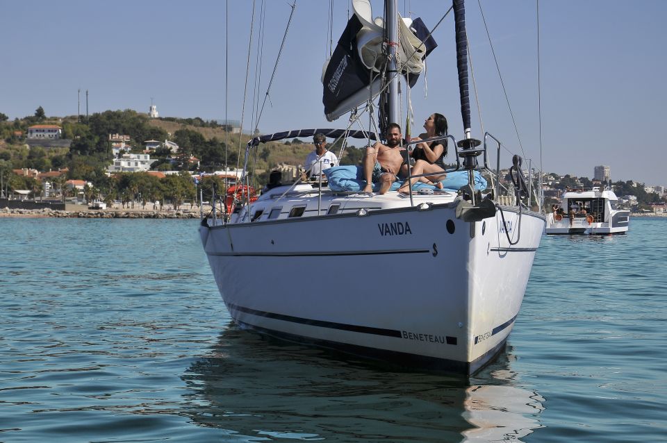 Lisbon: Full-Day Sailing Tour to Cascais Bay - Tour Amenities
