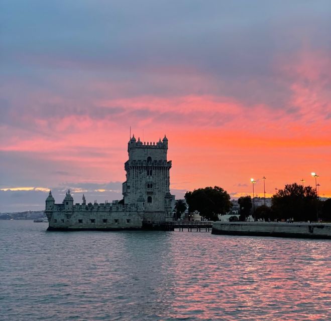 Lisbon: Private Catamaran Tour Along the Tagus River - Common questions