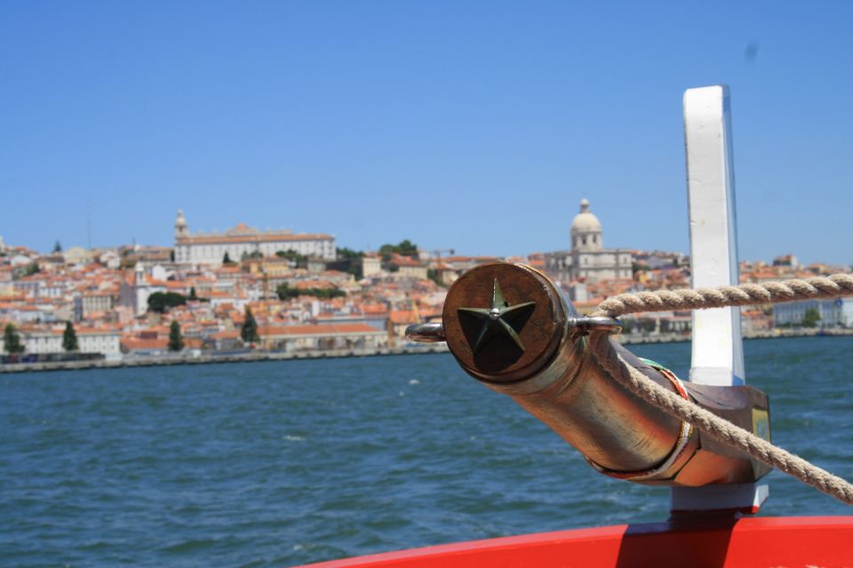 Lisbon: River Tagus Sightseeing Cruise in Traditional Vessel - Common questions