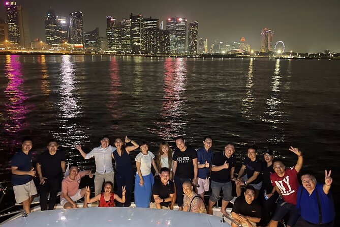 Marina Bay Sands Yacht Cruise With Dinner - Common questions