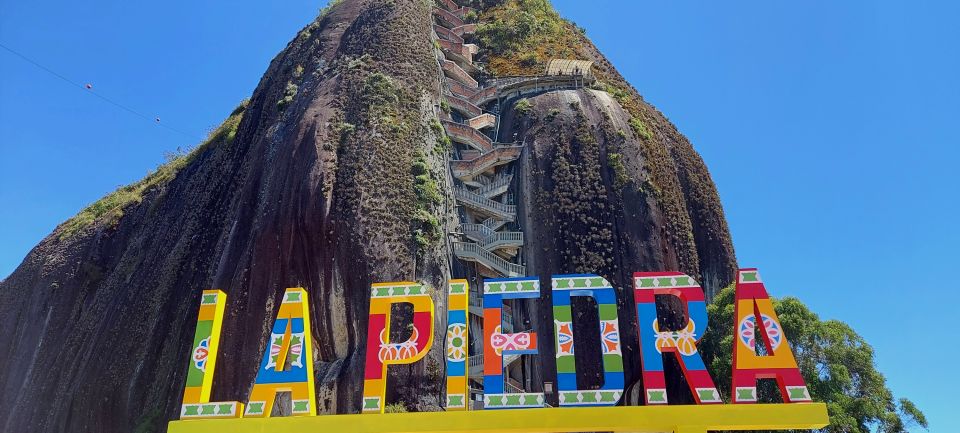 Medellín: Private Guatapé Tour W/ Breakfast, Lunch & Cruise - Common questions
