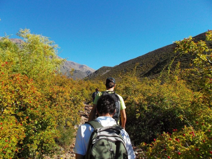 Mendoza: Trekking, Abseiling and Zipline - Common questions