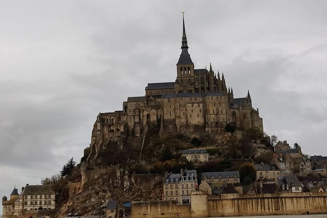 Mont Saint Michel Private VIP Tour With Champagne From Paris - Common questions