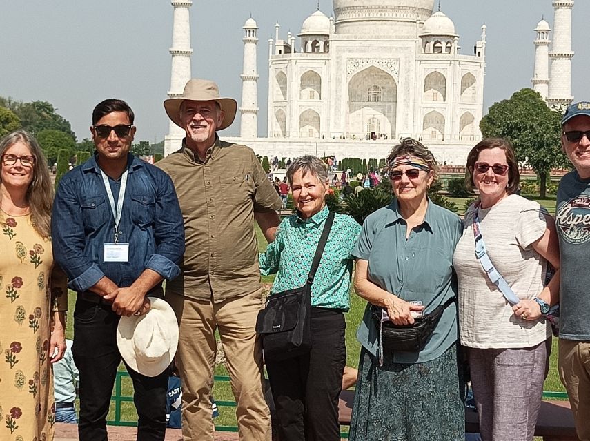 Mumbai : One Day Tour Of Tajmahal Including Lunch Entrances - Common questions