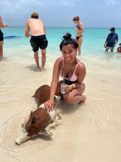 Nassau: Snorkel W/ Turtles, Feed Pigs, Lunch at Beach Club - Common questions