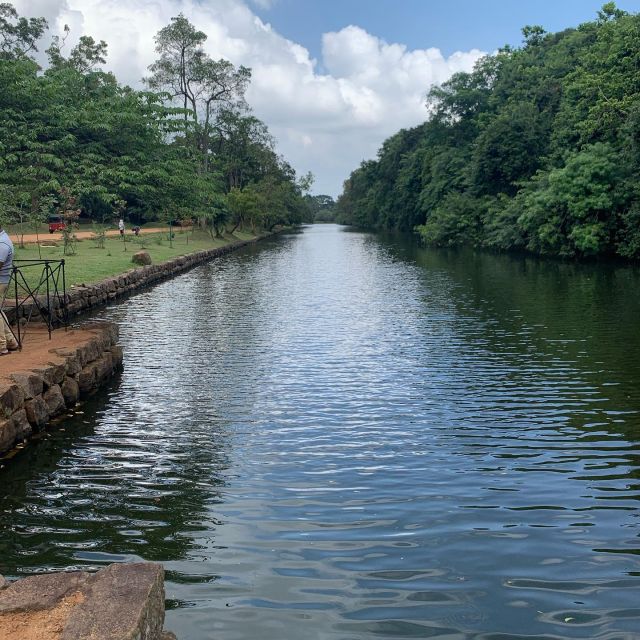 Negombo: Sigiriya Rock and Minneriya National Park Day Tour - Common questions