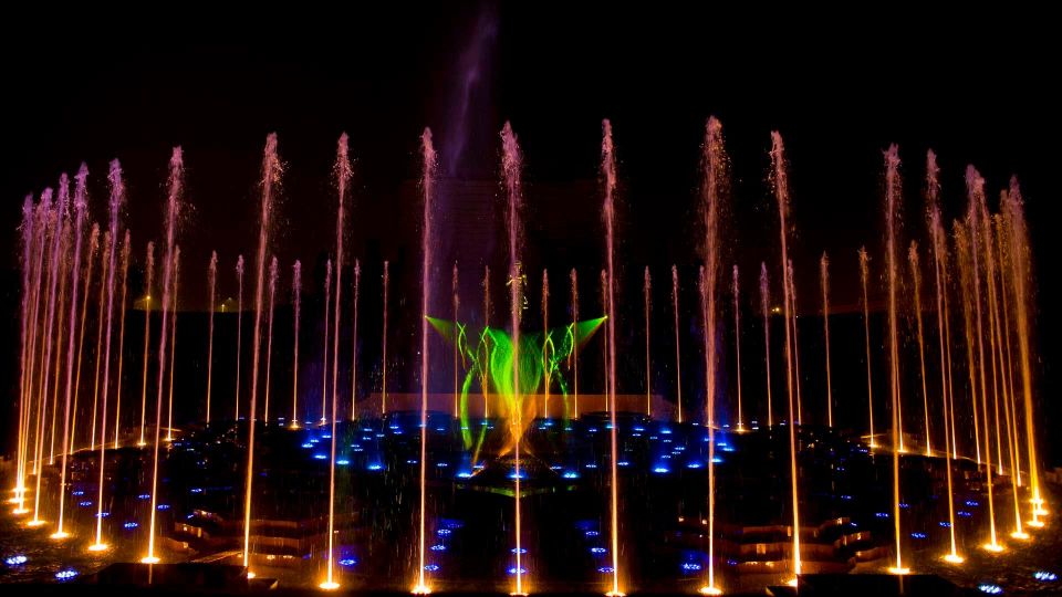 New Delhi: Akshardham Exhibition, Light and Water Show Tour - Transportation and Value Ratings