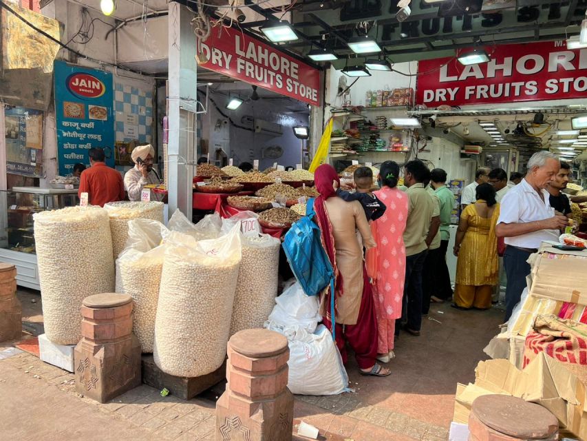 Old Delhi: Private Tour of Chandni Chowk, Tuk Tuk & Food - Common questions