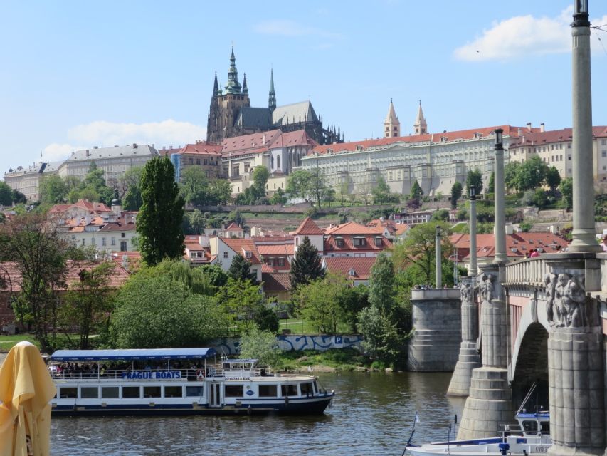 Prague: 3-Hour Evening River Cruise With Dinner - Last Words