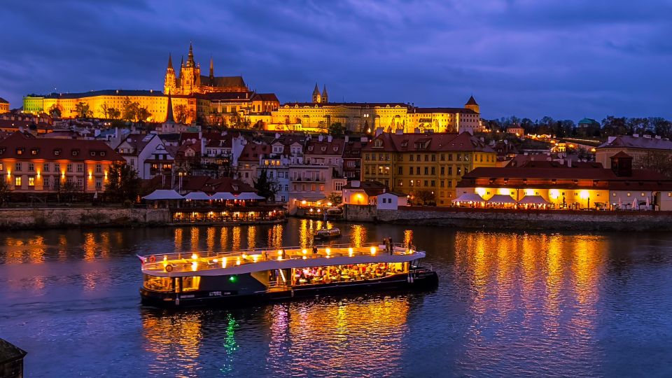 Prague: 50-Minute Sightseeing Evening Cruise - Last Words