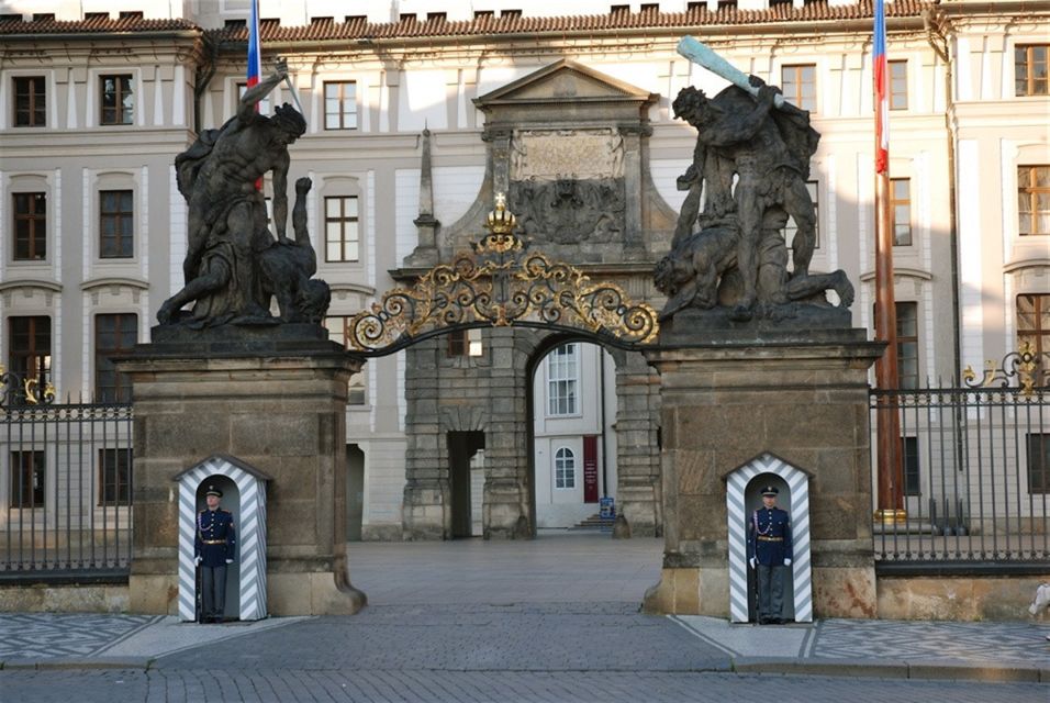 Prague: Castle and Lesser Town Walking Tour With Local Guide - Last Words