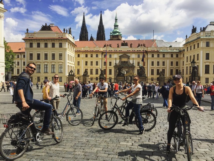 Prague: Stunning Viewpoints, Castle, City & Park Bike Tour - Unique Viewpoints and Historical Insights