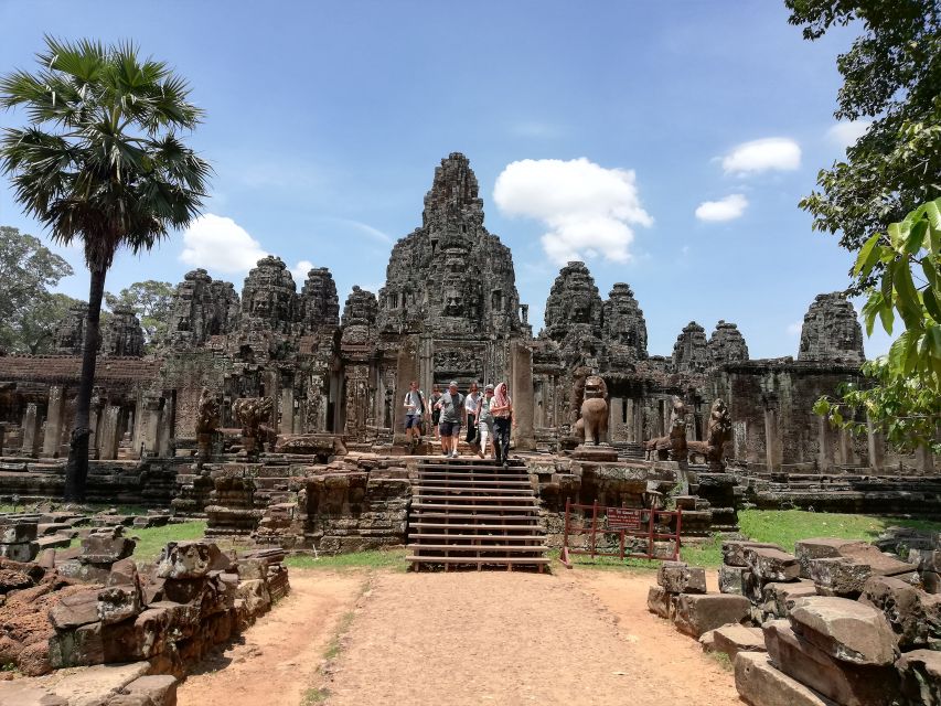 Private Angkor Wat Temple Tour - Common questions