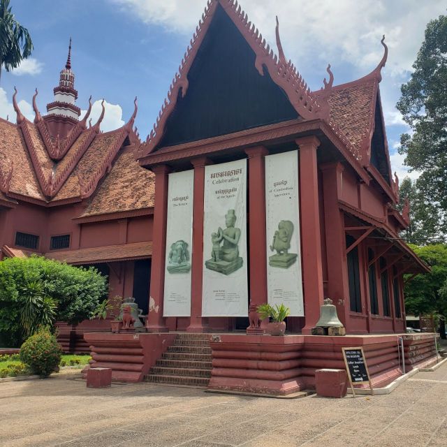 Private One Day Tour in Phnom Penh - Exploring Phnom Penh