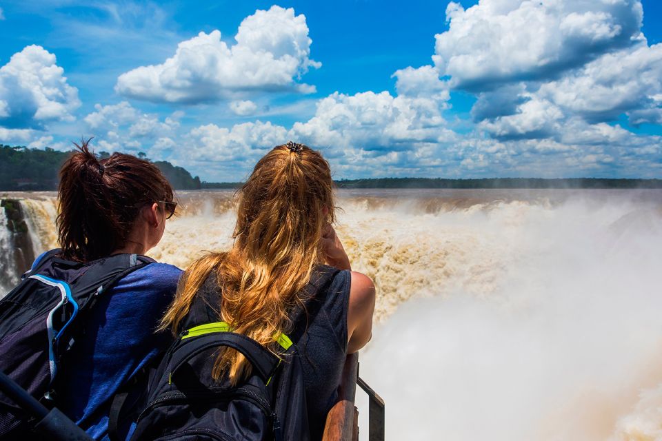 Puerto Iguazú: Iguazu Falls Trip With Jeep Tour & Boat Ride - Common questions