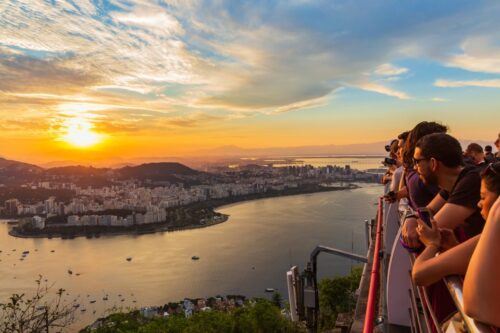 Rio: Christ The Redeemer and Sunset Sugarloaf Mountain Trip - Common questions