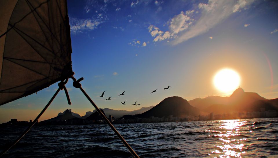 Rio De Janeiro: Guanabara Bay Sunset Sailing Tour - Common questions