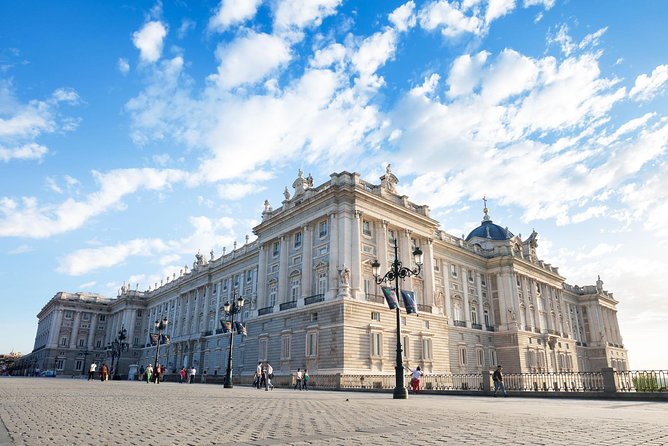 Royal Palace With Opt Royal Collections Monolingual Guided Tour - Must-See Royal Palace Visit
