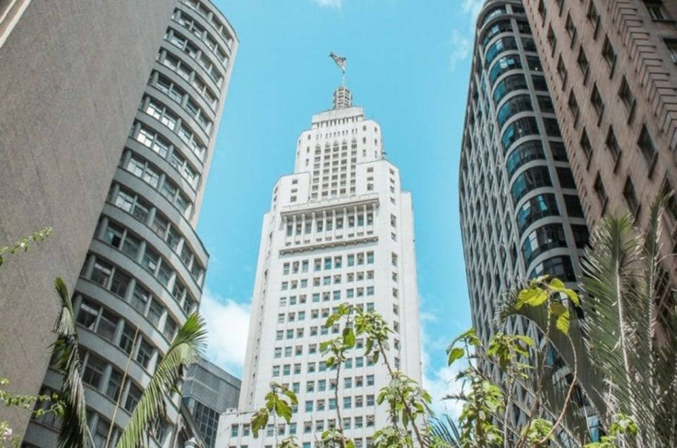 São Paulo: Downtown Walking Tour With Farol Santander Entry - Last Words