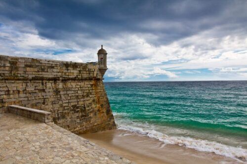 Sesimbra and Arrábida National Park Tour With Wine Tasting - Common questions