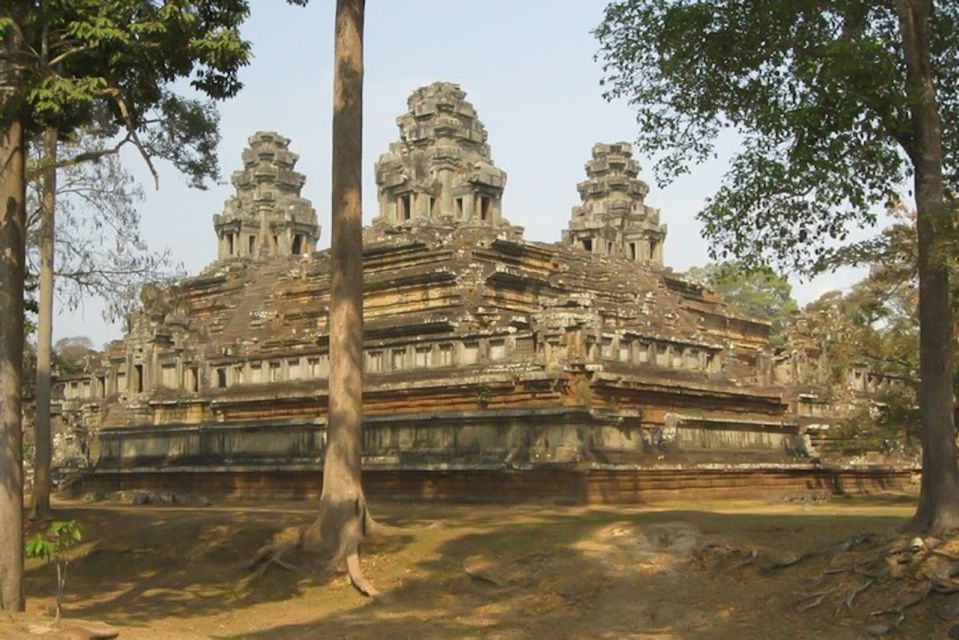 Siem Reap: Angkor Wat Sunrise and Full-Day Sightseeing Tour - Common questions