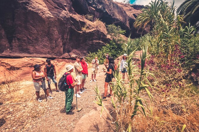 The Red Canyon Tour - Small Groups Trip With Local Products Tasting ツ - Tour Duration and Activities