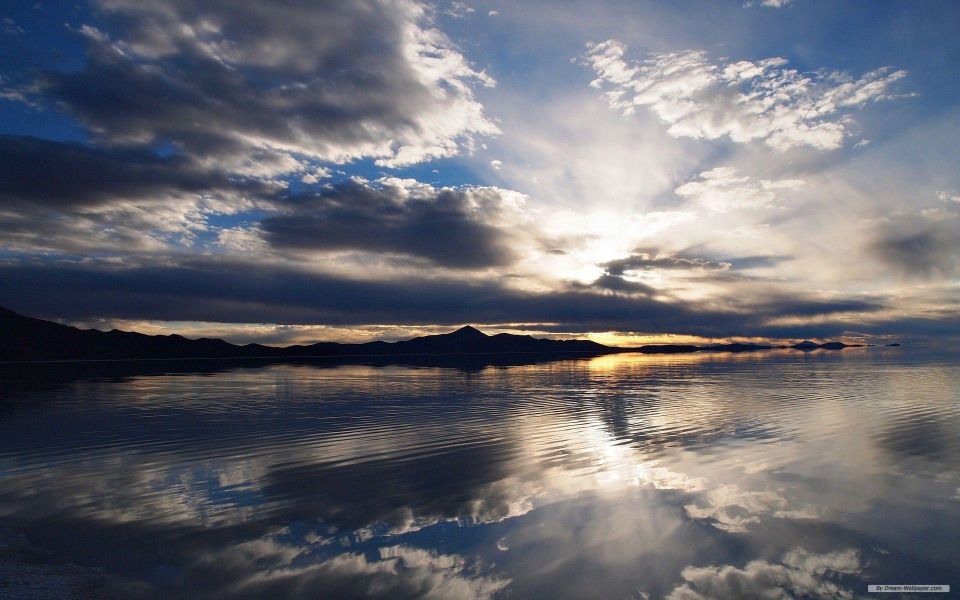 Uyuni Salt Flat Private Tour From Chile in Hostels - Recommendations