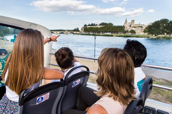 Visit Avignon and Villeneuve Lez Avignon Aboard a Double-Decker Bus - Common questions