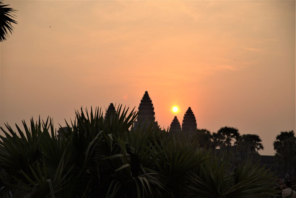 Angkor Wat: Private Sunrise Tour With Champagne Breakfast - Last Words