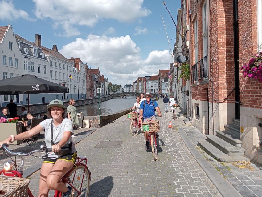 Bruges: Guided Retro Biketour: Highlights and Hidden Gems - Common questions