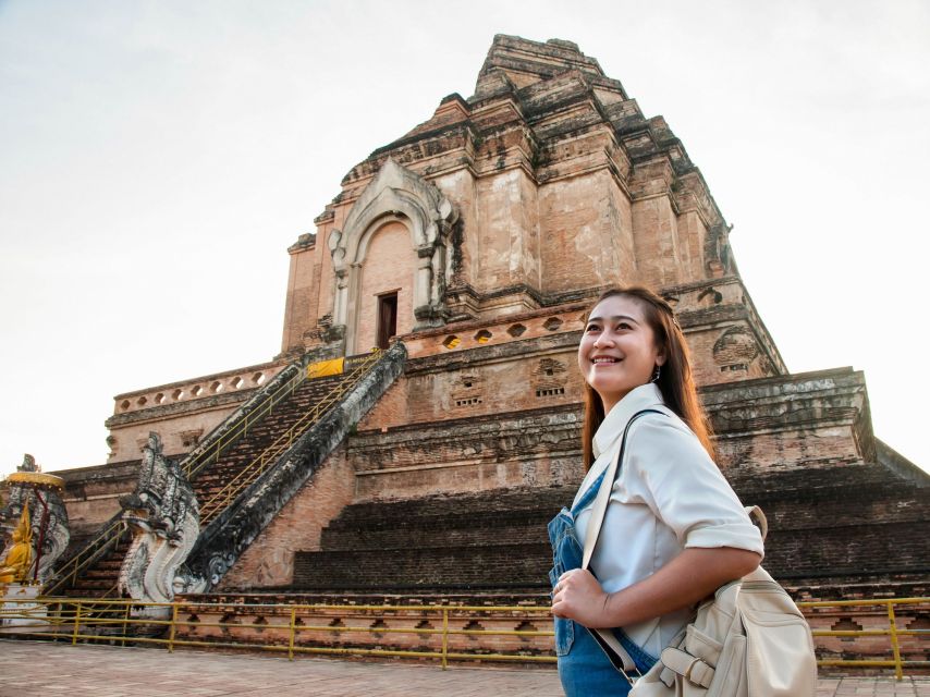 Chiang Mai: Old City and Temples Guided Walking Tour - Common questions