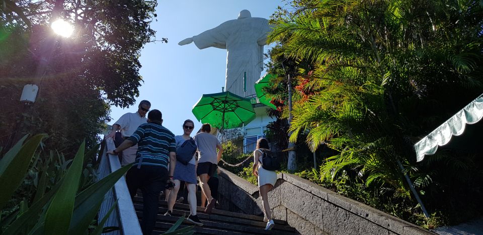 Corcovado, Sugarloaf Mountain, and Selarón Steps 6-Hour Tour - Common questions