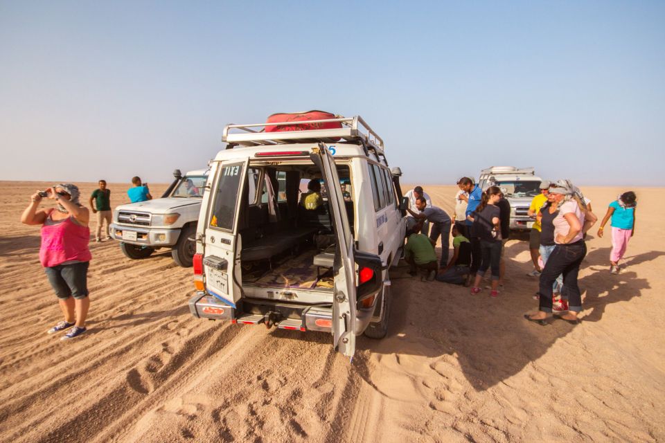 Hurghada: 6-Hour Jeep Desert Safari, Dinner, and Show - Common questions