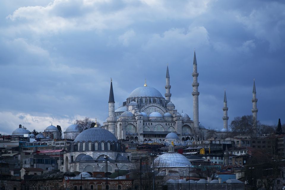 Istanbul: Hagia Sophia, Suleymaniye and Blue Mosque Tour - Common questions