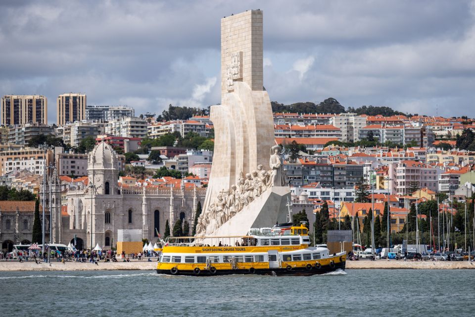 Lisbon: Hop-on Hop-off 48-Hour Bus and Boat Tour Ticket - Common questions