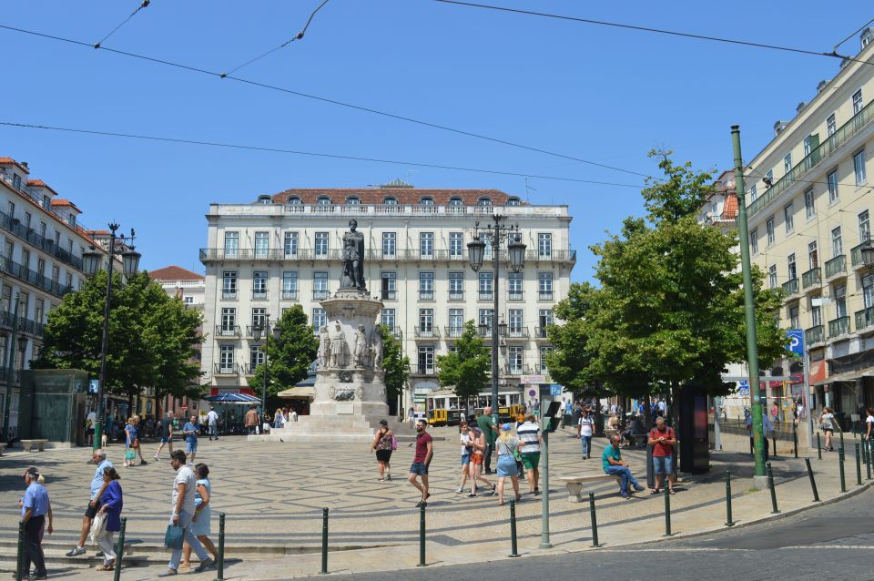 Lisbon: Private Rally for Families in German - Last Words