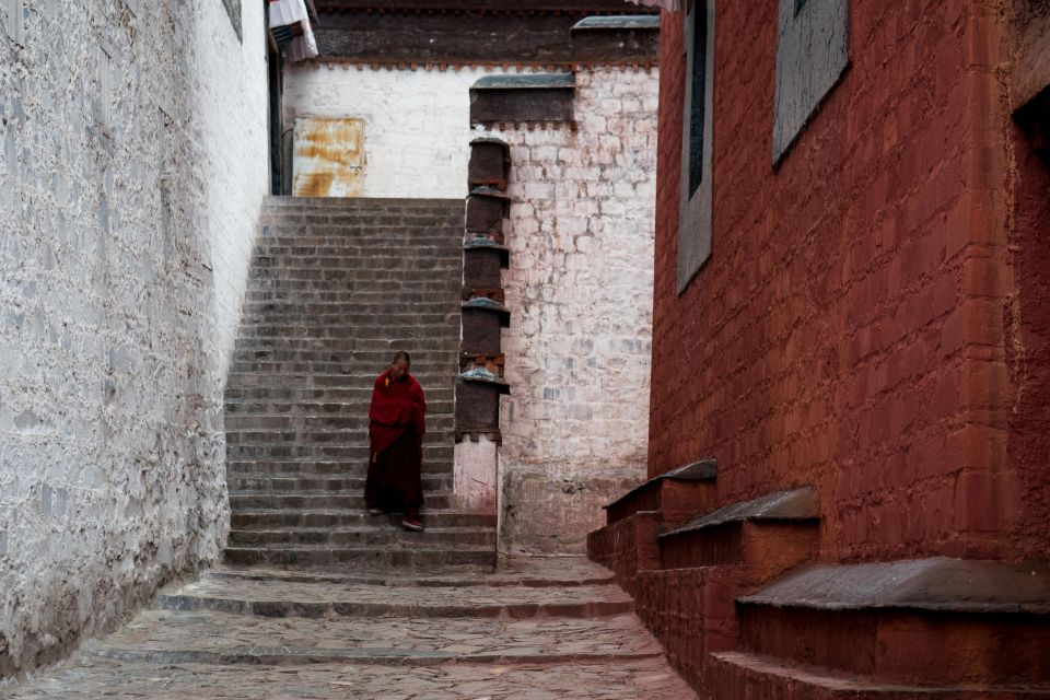 Nepal Tibet Tour 8 Days - Common questions