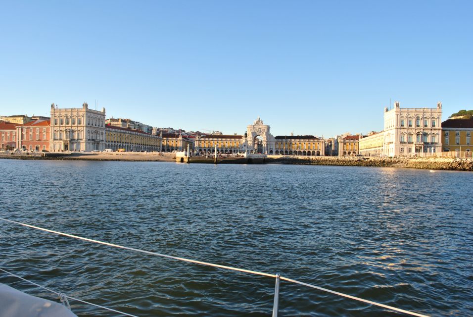Private Sailing Boat Tour in Lisbon: 2 to 8 Hours - Common questions